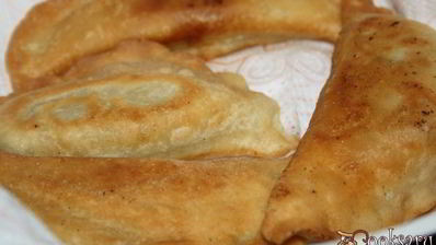 сочные хрустящие чебуреки со свининой