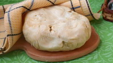 тесто для чебуреков на воде и маргарине