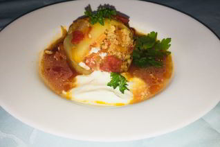 Фаршированные перцы с томатом и булгуром