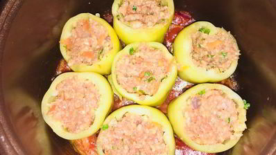 фаршированные перцы с томатом и булгуром