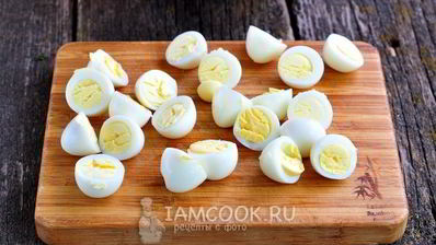 фаршированные перепелиные яйца