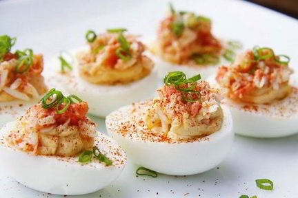 Фаршированные пряные яйца на закуску