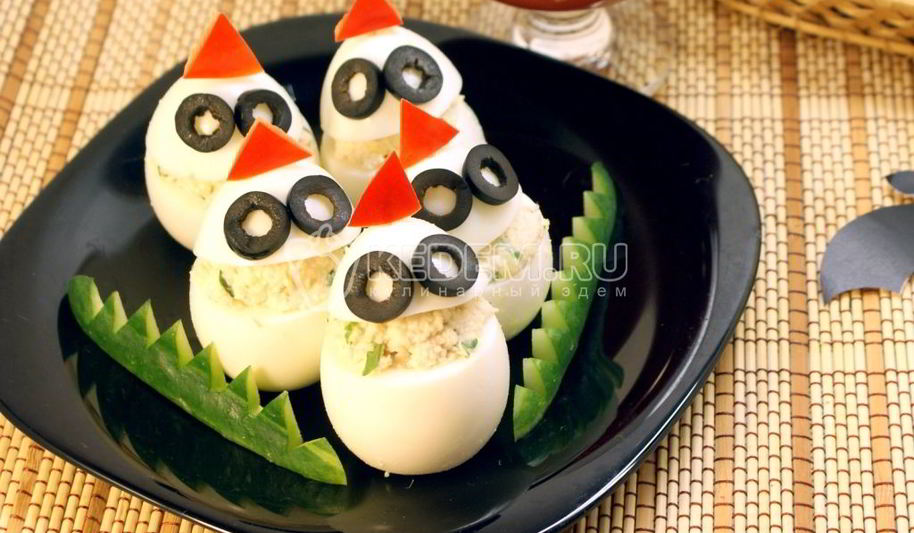 Рецепт фаршированных яиц привидения