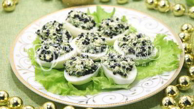 фаршированные яйца с икорно-горчичной начинкой