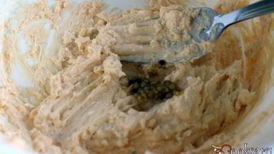 фаршированные яйца с икорным кремом