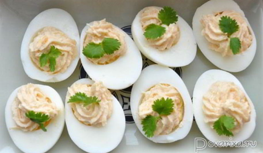 Рецепт фаршированных яиц с икрой трески, минтая