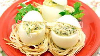 яйца фаршированные гнездышки