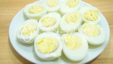 яйца фаршированные печенью