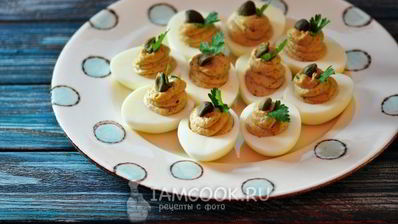яйца, фаршированные шпротами