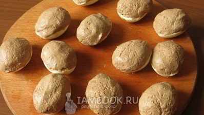 яйца фаршированные в цветном желе