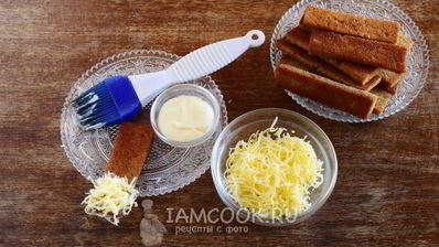 чесночные гренки из черного хлеба