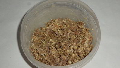 гренки из черного хлеба с печенью и яйцом