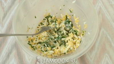 гренки из черного хлеба с яйцом и зеленью