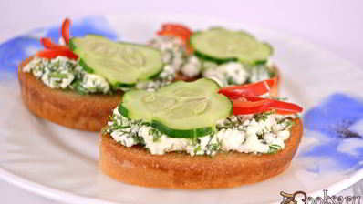 гренки с брынзой