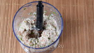 гренки с крабово-креветочной пастой