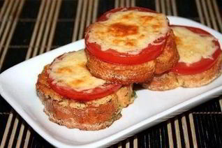 Гренки с сыром и помидорами к завтраку