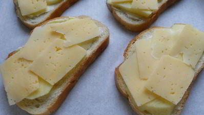 гренки с яблоком и сыром