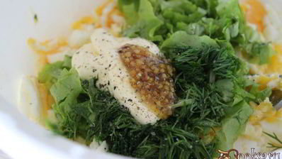 гренки с яичным салатом