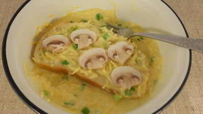 сырные гренки с припеком из шампиньонов