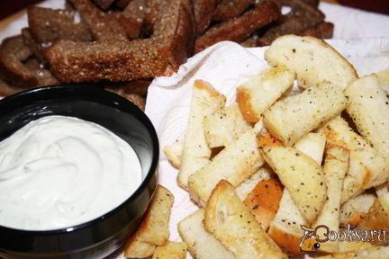 Закусочные гренки к пиву Ин-ян