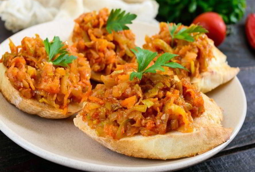 Быстрая икра из кабачков на сковороде