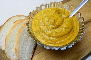 Диетическая кабачковая икра в рукаве