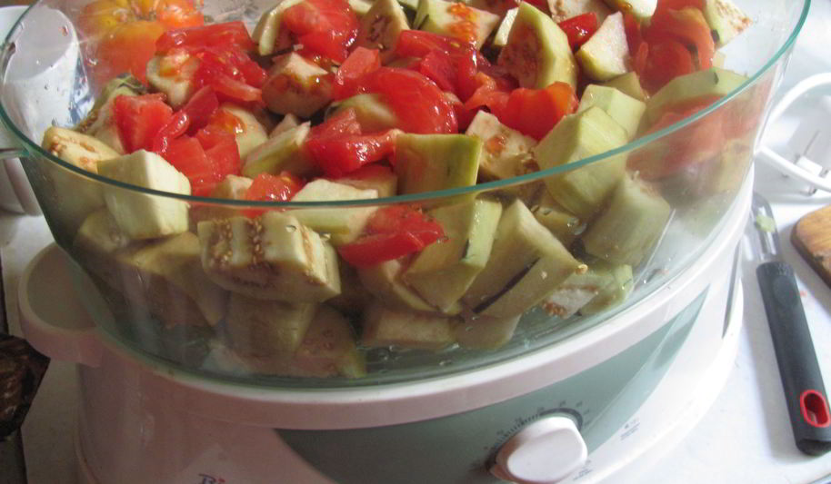 Рецепт икры из баклажанов в пароварке