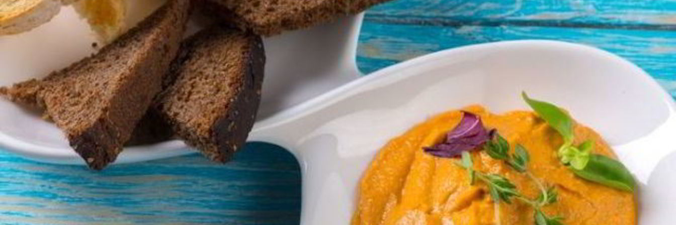 Икра из кабачков с морковью и зеленью