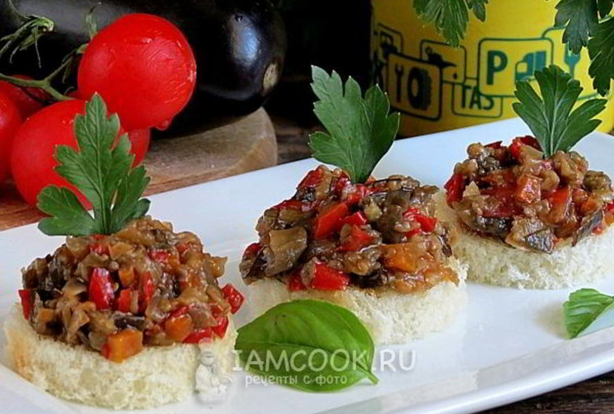 Икра из запеченных баклажанов