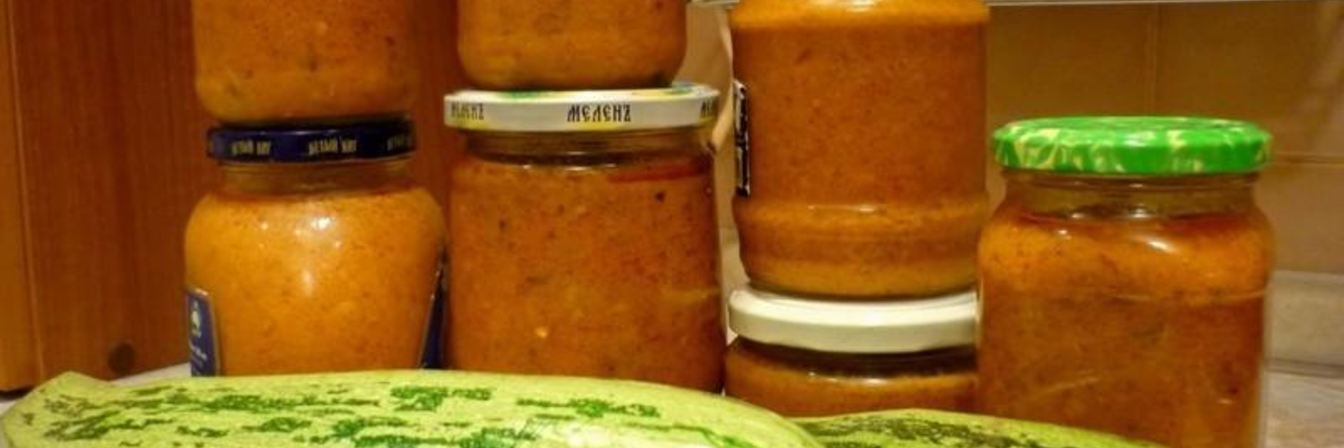 Кабачковая икра с болгарским перцем и томатной пастой