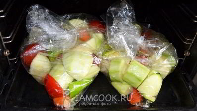 кабачковая икра в рукаве для запекания