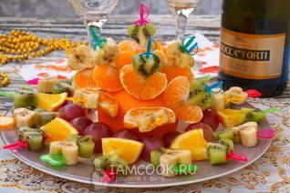 Канапе из фруктов