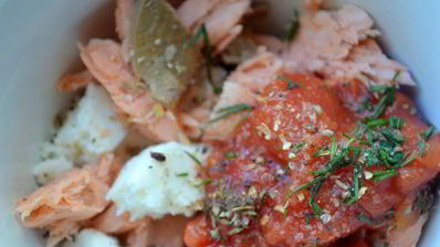 канапе из сушек с горбушей