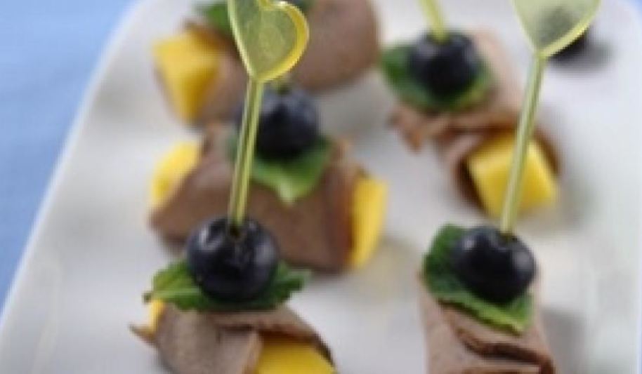 Рецепт канапе из утки с манго