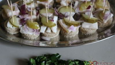 канапе под водочку