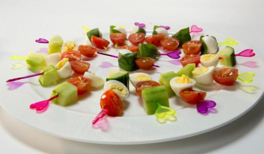 Рецепт канапе с базиликовым соусом