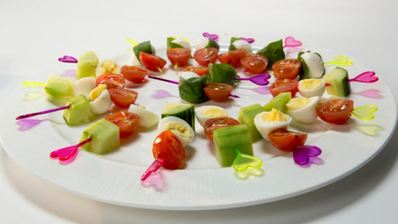 канапе с базиликовым соусом