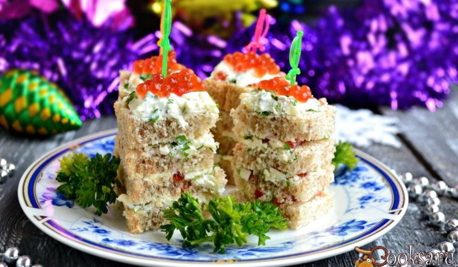 Рецепт канапе с брынзой и красной икрой