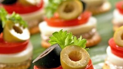 канапе с паштетом