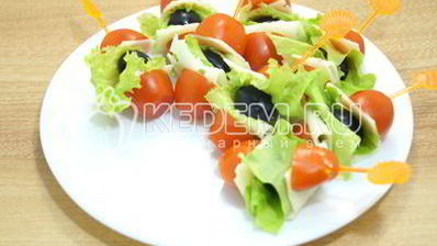 канапе с помидорами черри