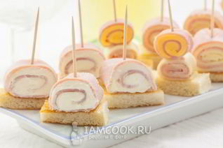 Канапе с ветчиной и сыром