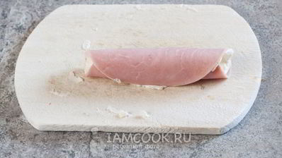 канапе с ветчиной и сыром