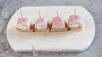 канапе с ветчиной и сыром