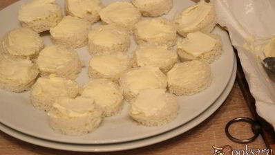 праздничные канапе с форелью