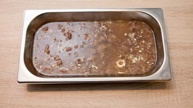 холодец из говядины с хреном и горчицей