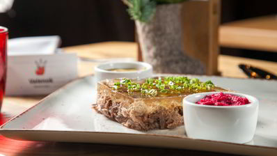 холодец из говядины с хреном и горчицей