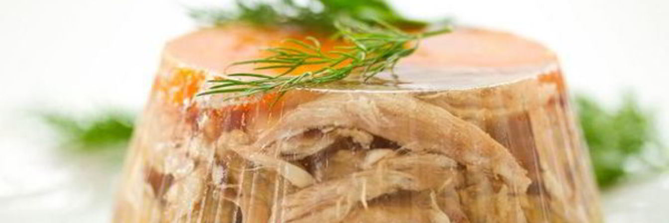 Холодец из курицы без желатина по-домашнему