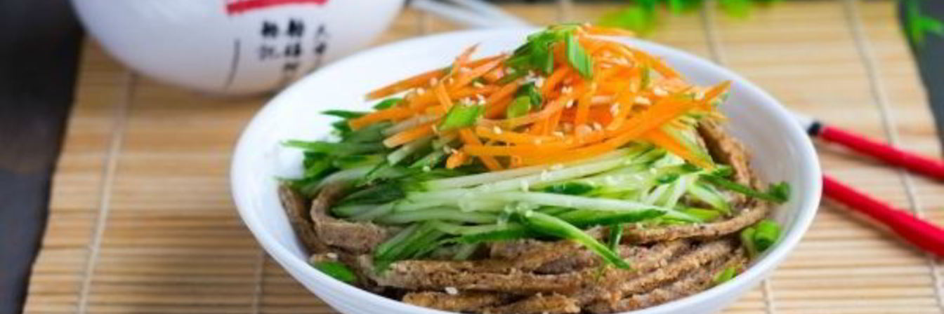 Холодная закуска из домашней овсяной лапши