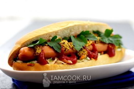 Хот-дог с квашеной капустой