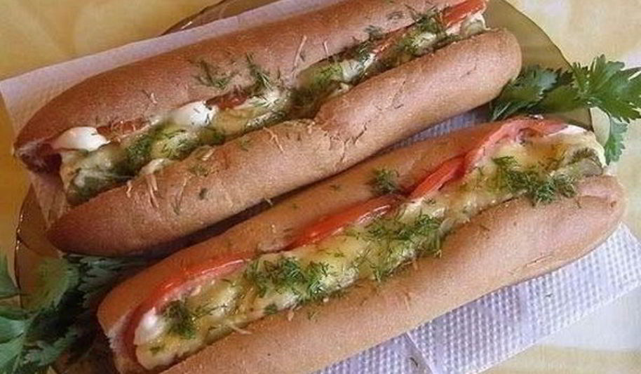 Рецепт хот-дога с огурцом по-домашнему